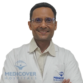 Dr Piyush Singhania